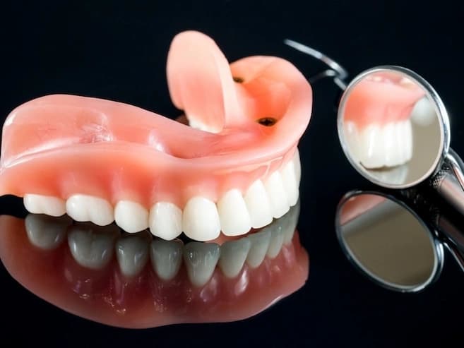 https://hypeready-admin-prod.s3.amazonaws.com/closebi-prod/Prosthodontics-TRE04